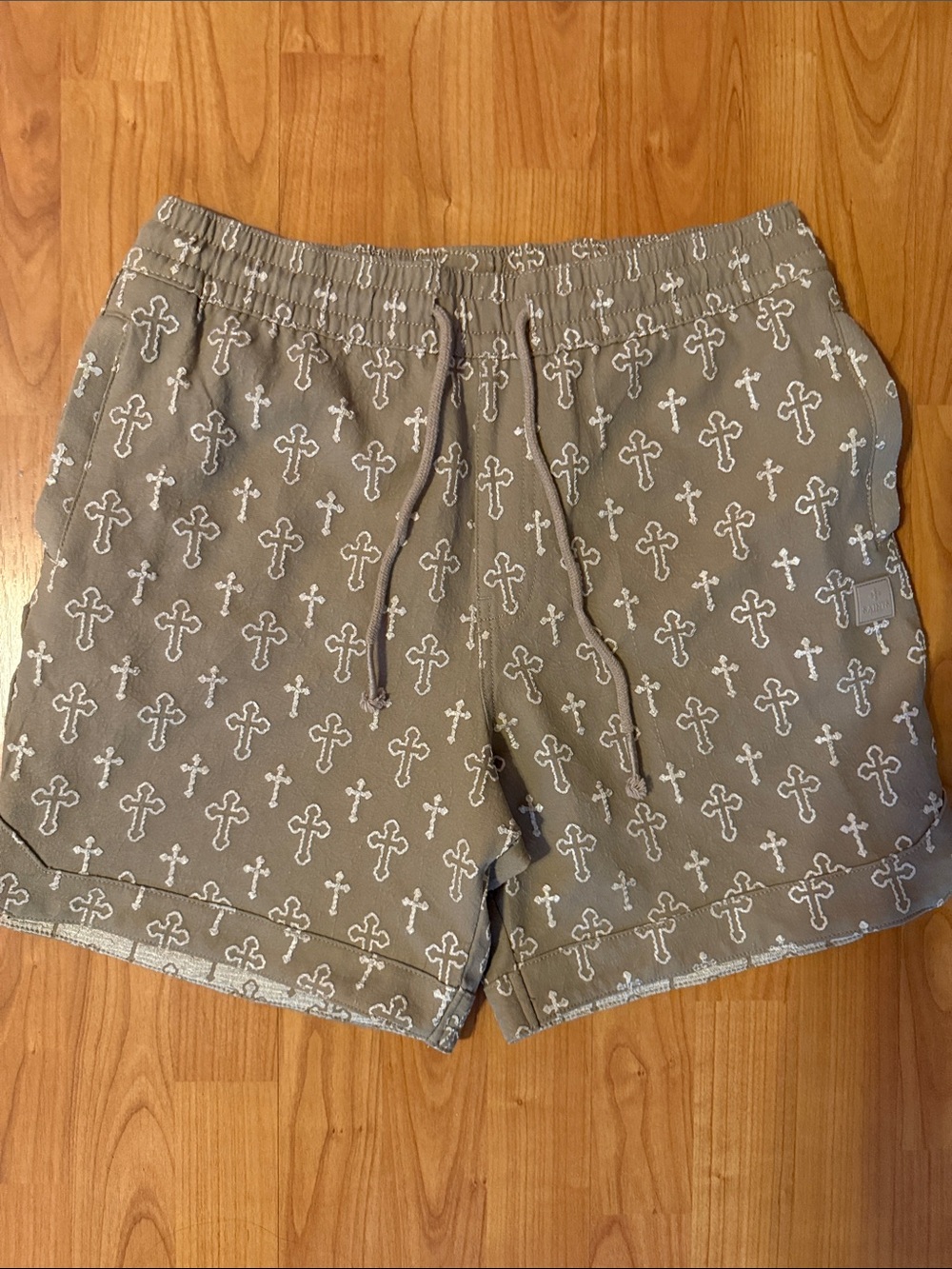Men's Cross Print Drawstring Shorts - Taupe
